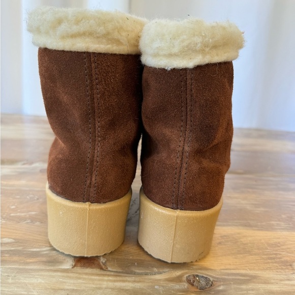 Vintage 1970s Boots Womens Leather and Sherpa Boots 7 - Picture 6 of 13
